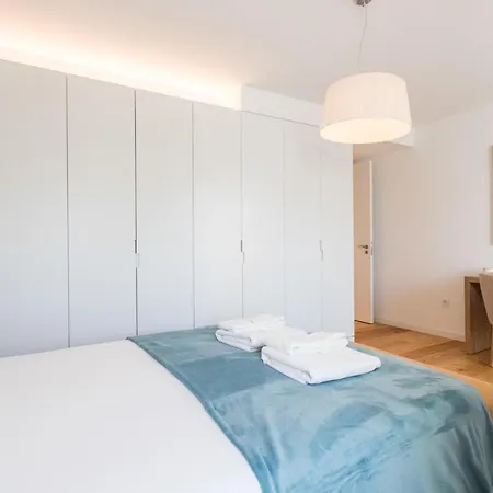 Flh Chiado Bright Apartment-2